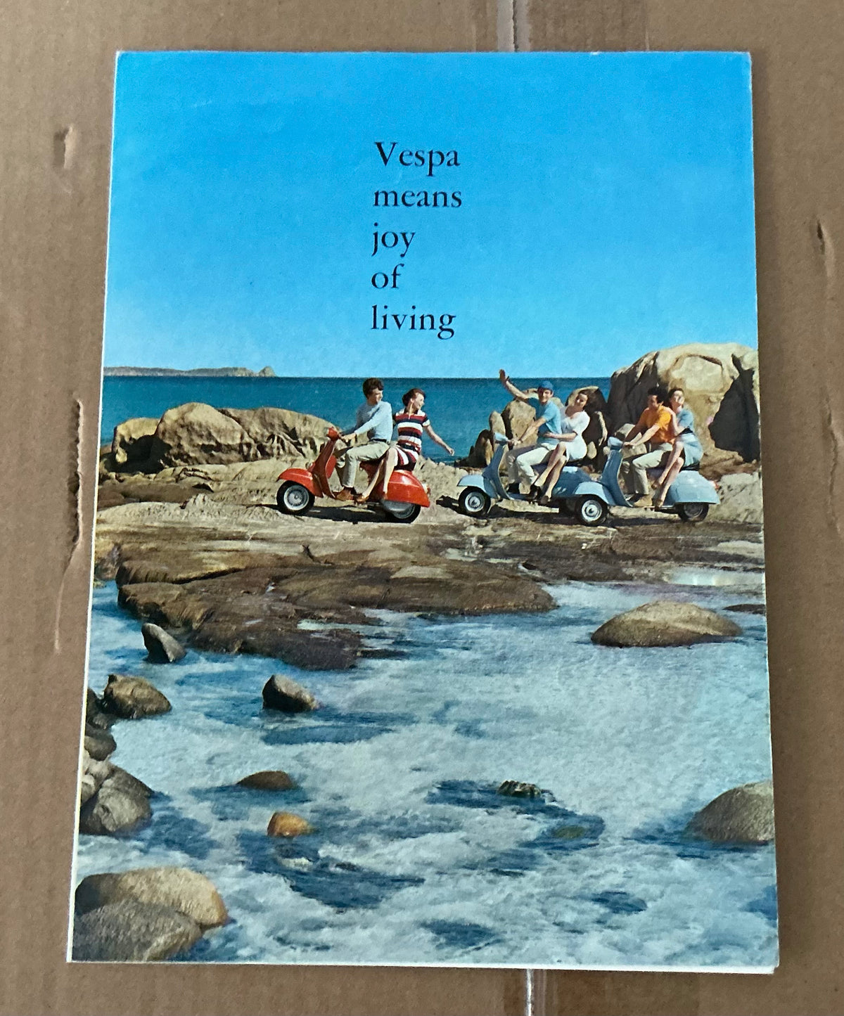 Vespa 1968 original V90 brochure in good condition