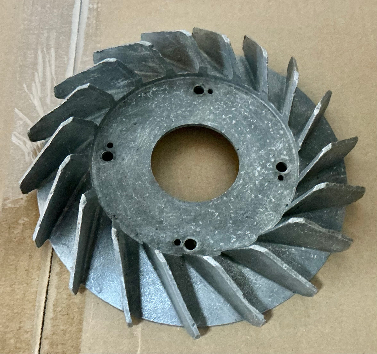 Vespa Douglas original flywheel, fits ROD & G models etc
