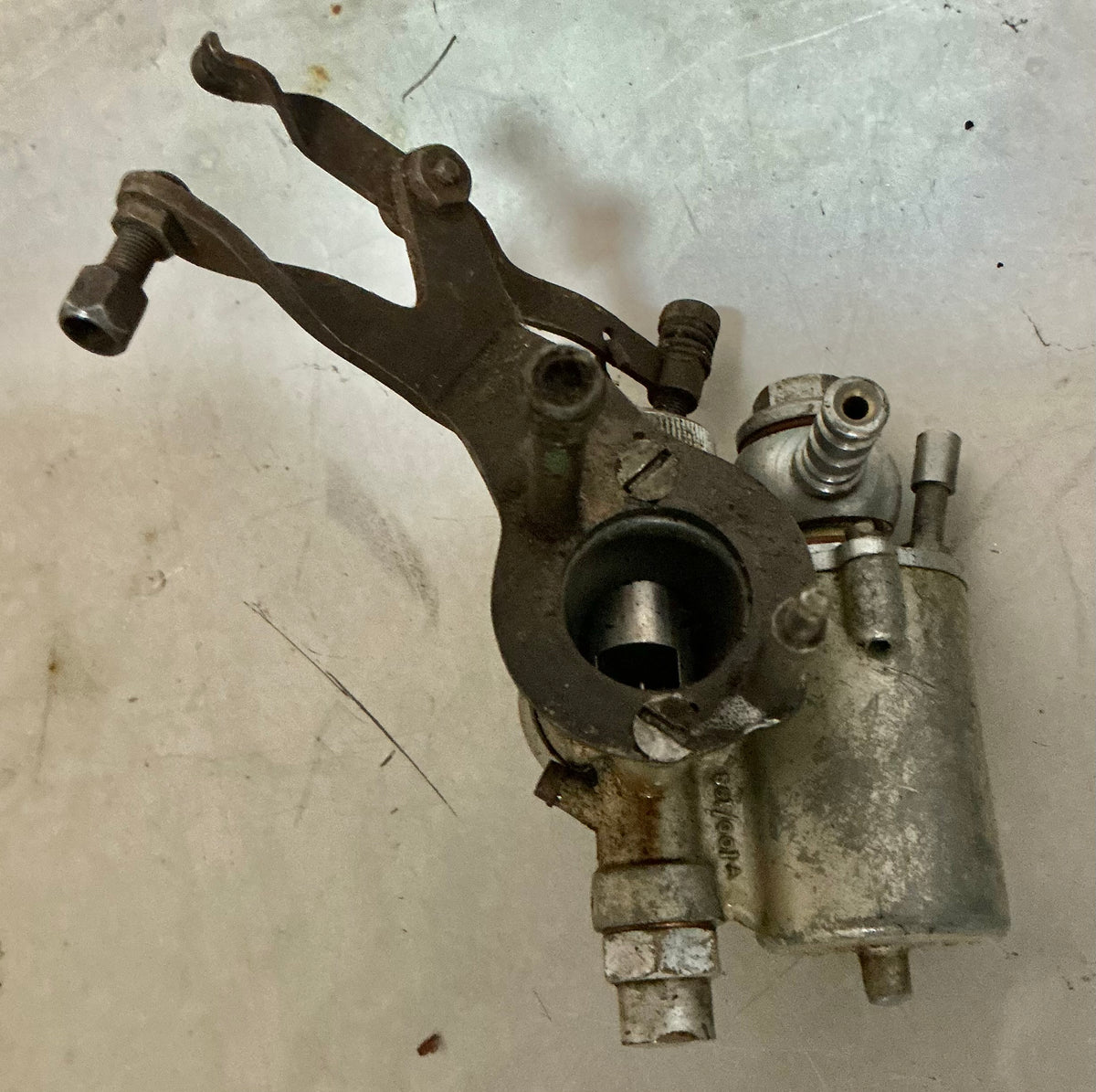 Vespa Douglas, original Amal carb & airbox. fits ROD & G models