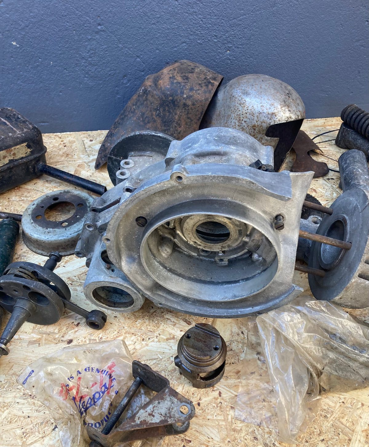 Vespa Douglas GL2 model engine parts , see pics