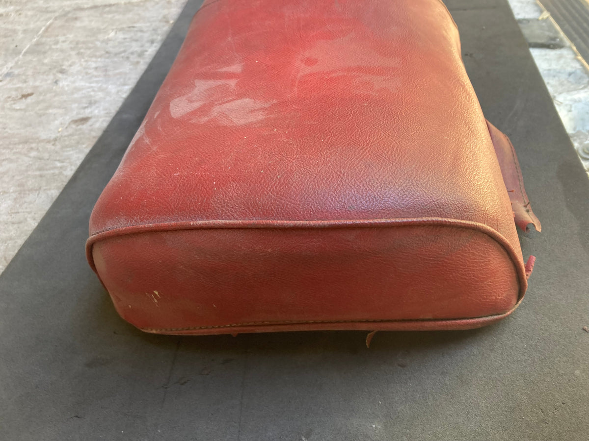 Vespa Douglas original 1950s complete dual used seat, also has hinge bracket